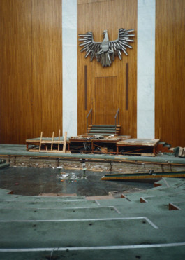 das ende des kabarett political karaoke series by martina lajczak 